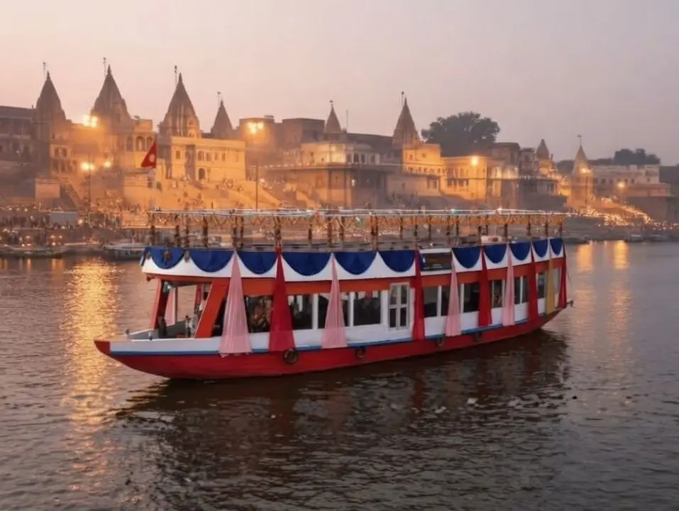 Varanasi evening cruise on the Ganga river